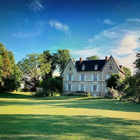 Le Donjon D'anthon Bed & Breakfast Anthon